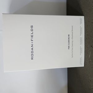 rodan + Fields pore cleansing system New